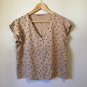 NWOT Rockabilly Polka Dot Flutter Cap Sleeve Button Up Blouse